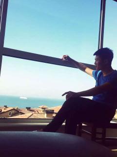 潇洒优雅吃瓜群众视频大全