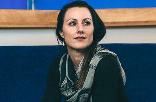 安格拉吃瓜群众是谁,网络红人的崛起与影响力